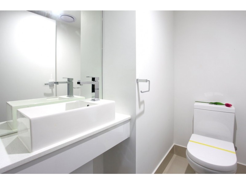 3 Hancox Place, Robina QLD 4226