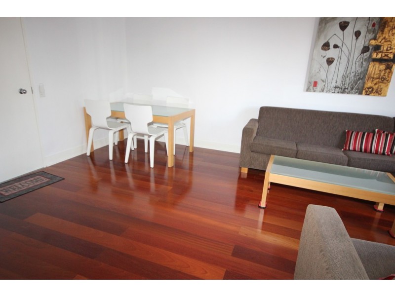 104/30 Surf Parade “”Neptune”, Broadbeach QLD 4218