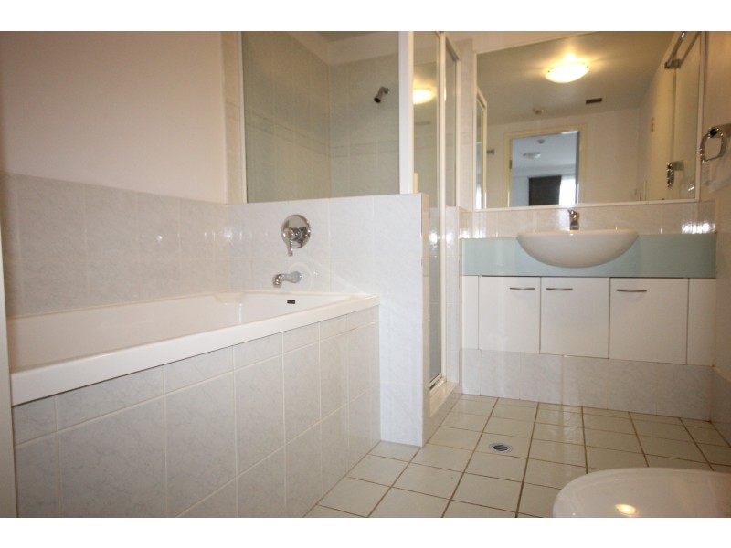 104/30 Surf Parade “”Neptune”, Broadbeach QLD 4218