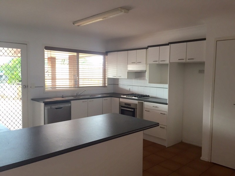 19 Rapallo Avenue, Isle Of Capri QLD 4217