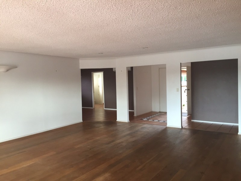 19 Rapallo Avenue, Isle Of Capri QLD 4217