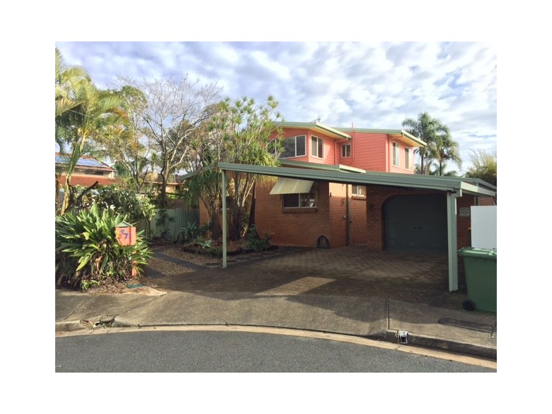 37 Glenelg Ave, Mermaid Beach QLD 4218