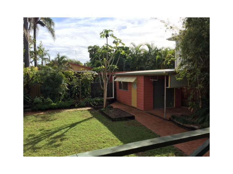 37 Glenelg Ave, Mermaid Beach QLD 4218