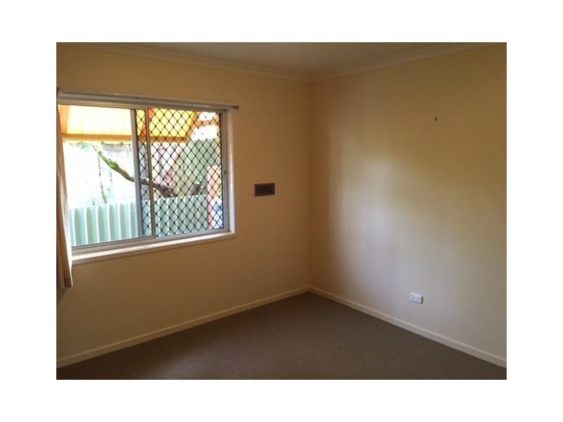 37 Glenelg Ave, Mermaid Beach QLD 4218
