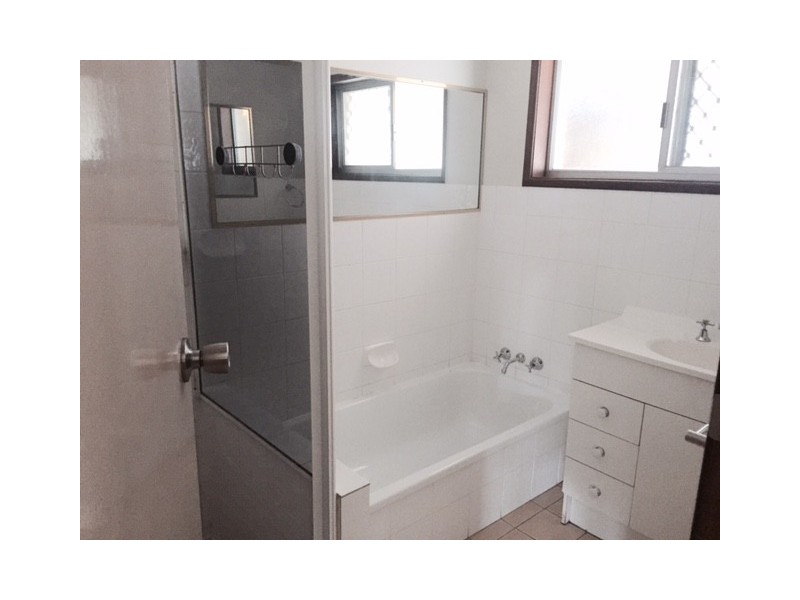 7 Anne Street, Southport QLD 4215