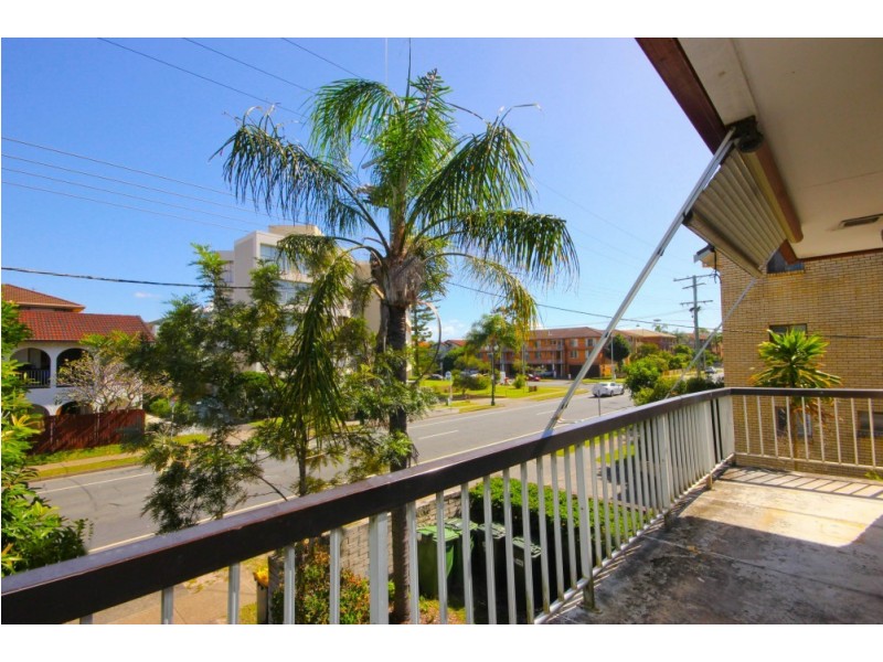 5/143 Surf Parade, Broadbeach QLD 4218