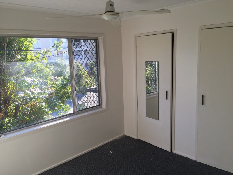 5/143 Surf Parade, Broadbeach QLD 4218