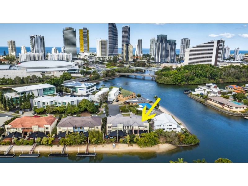 12/9 Miami Key, Broadbeach Waters QLD 4218