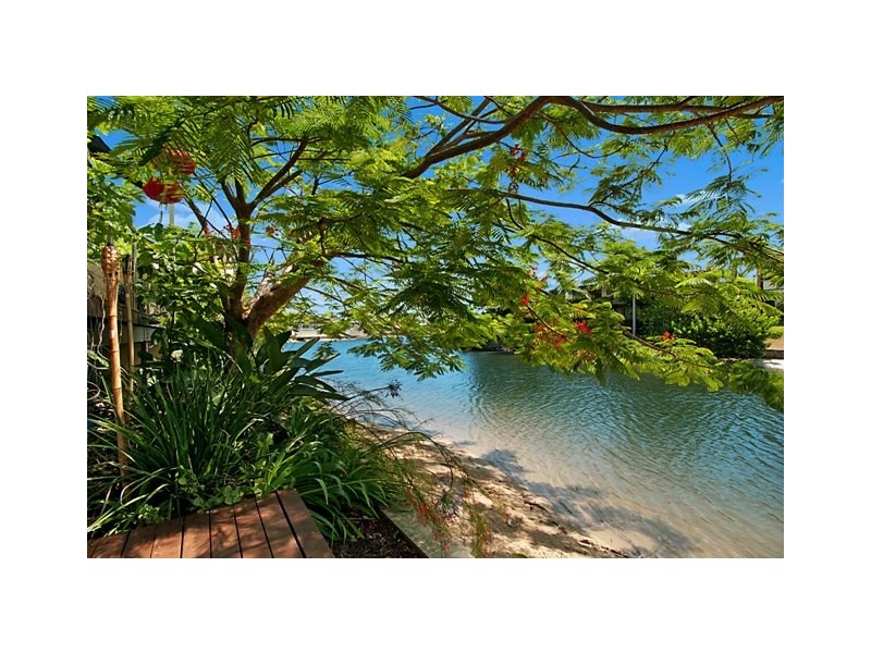 12/9 Miami Key, Broadbeach Waters QLD 4218
