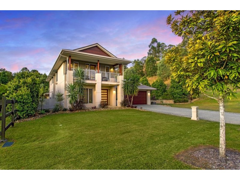 9 Meadow Court, Maudsland QLD 4210