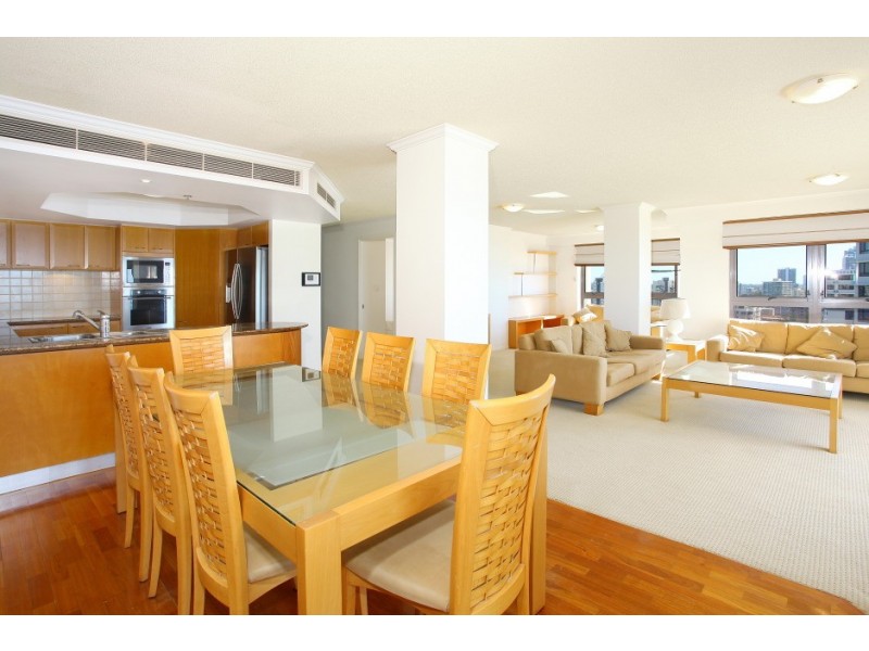 16B ‘La Sabbia’ 74 Old Burleigh Road, Surfers Paradise QLD 4217