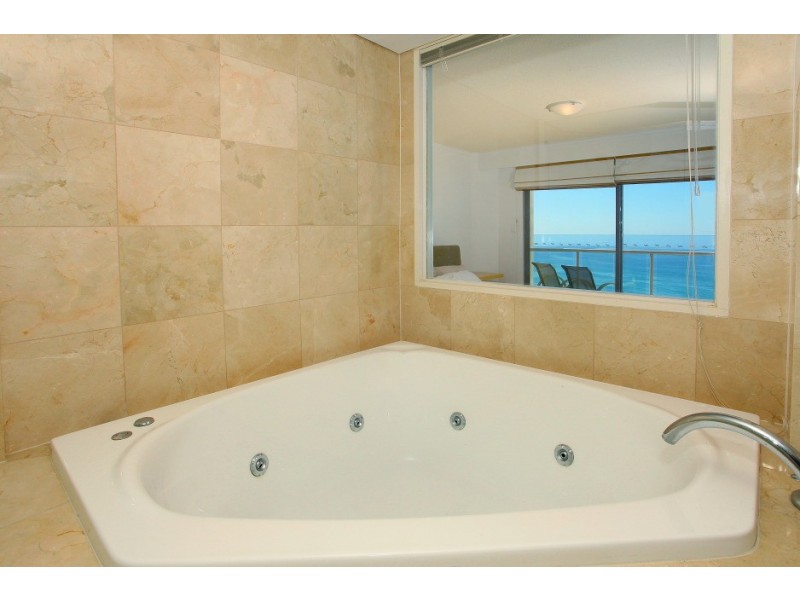 16B ‘La Sabbia’ 74 Old Burleigh Road, Surfers Paradise QLD 4217