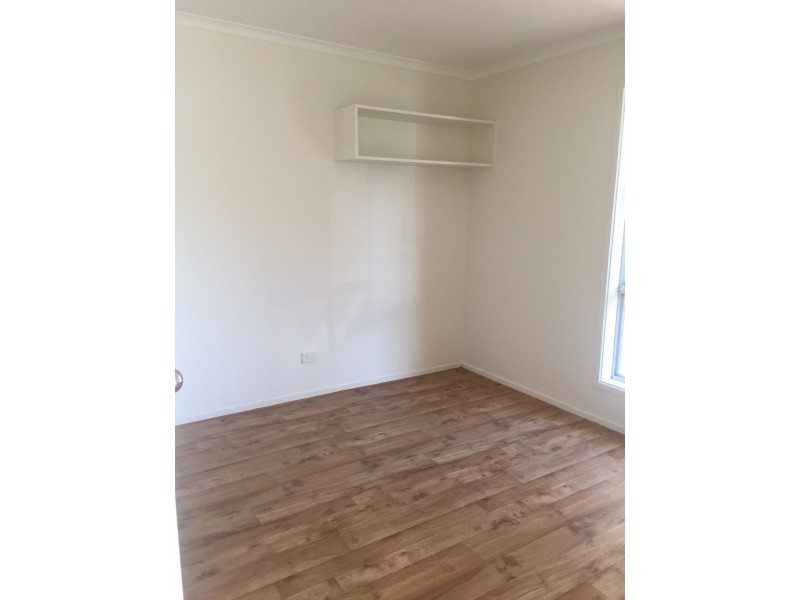 20 Caprice Ct, Mermaid Waters QLD 4218