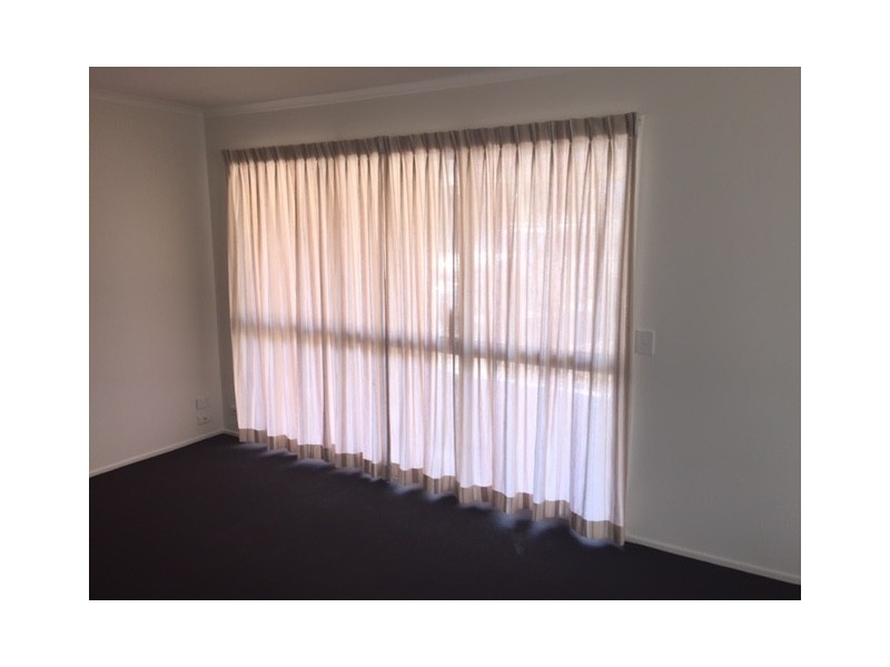 20 Caprice Ct, Mermaid Waters QLD 4218