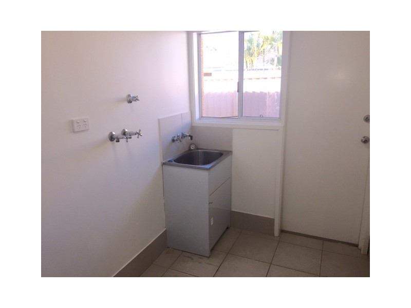 20 Caprice Ct, Mermaid Waters QLD 4218
