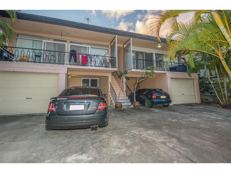 4/20 Leonard Avenue, Surfers Paradise QLD 4217