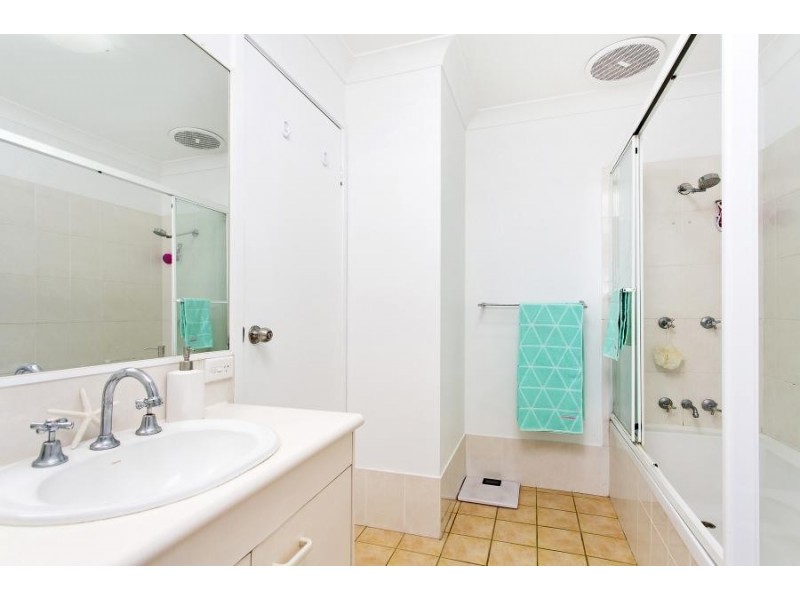 10/33 Cronulla Avenue, Mermaid Beach QLD 4218