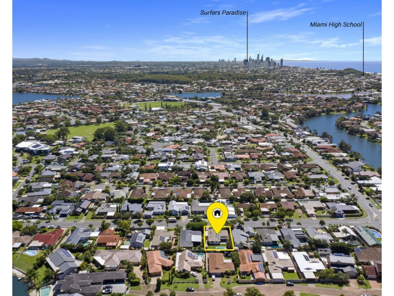 14 Auk Avenue, Burleigh Waters QLD 4220