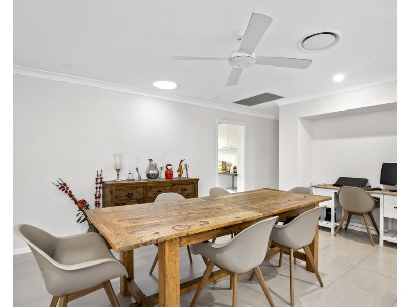 14 Auk Avenue, Burleigh Waters QLD 4220