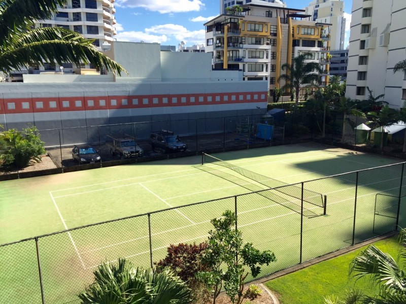 205/157 Old Burleigh Road, Broadbeach QLD 4218