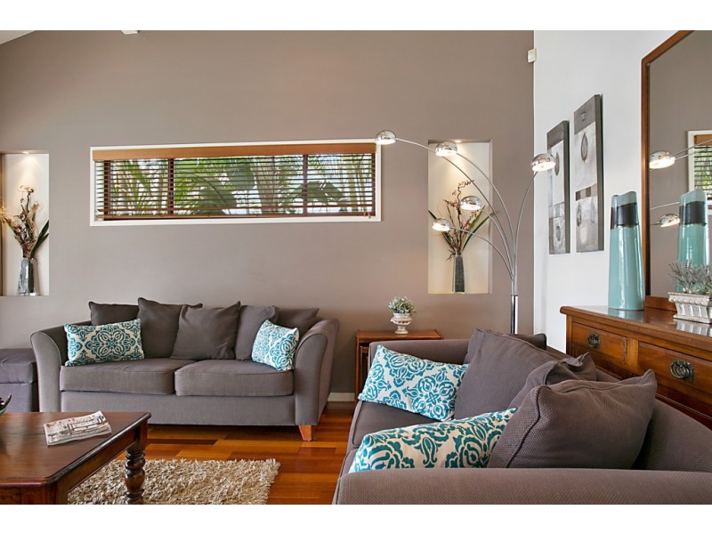 30 Cypress Drive, Broadbeach Waters QLD 4218