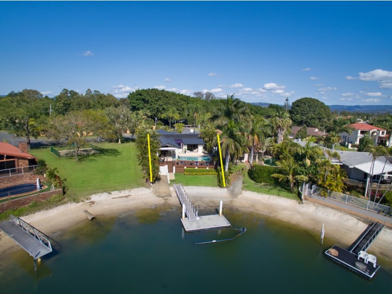 30 Cypress Drive, Broadbeach Waters QLD 4218