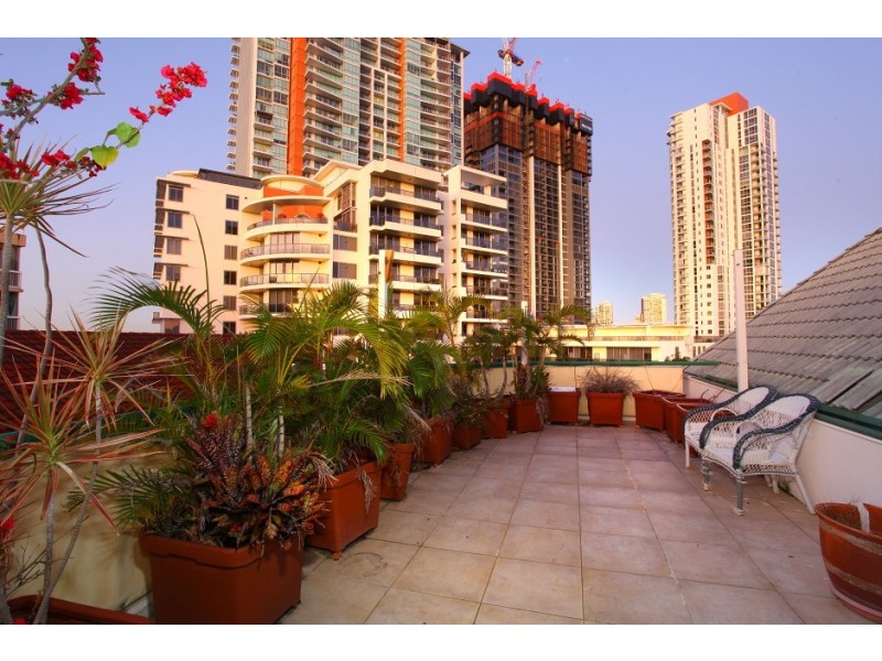 15 ‘Park Vista’ 61 Bauer Street, Southport QLD 4215
