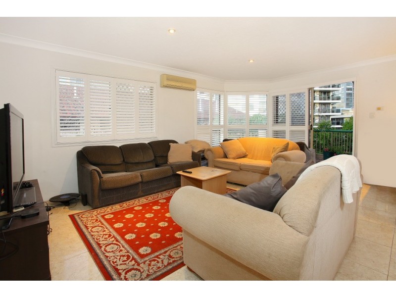 15 ‘Park Vista’ 61 Bauer Street, Southport QLD 4215