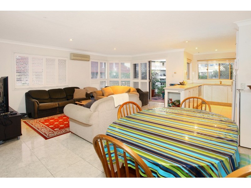 15 ‘Park Vista’ 61 Bauer Street, Southport QLD 4215