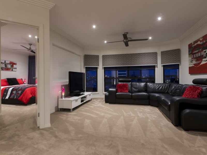 16 North Quay Drive, Biggera Waters QLD 4216