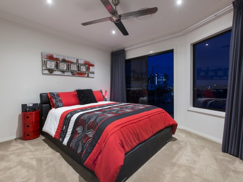 16 North Quay Drive, Biggera Waters QLD 4216