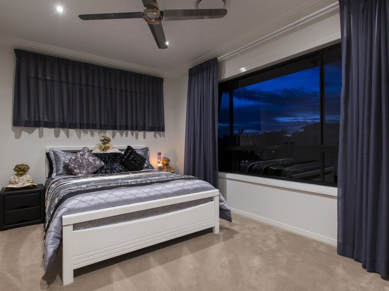 16 North Quay Drive, Biggera Waters QLD 4216