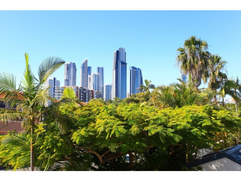 15 ‘The Poinciana’ 30 Burra Street, Surfers Paradise QLD 4217