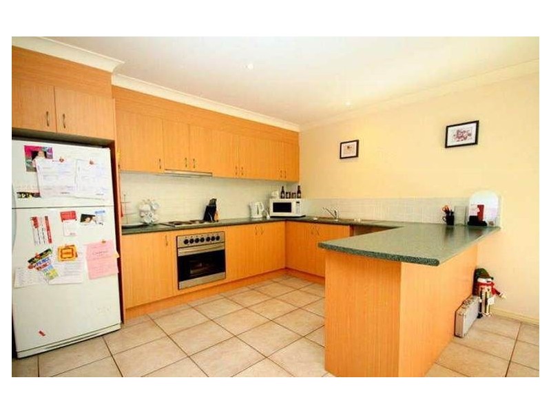4/117 Eugaree St, Southport QLD 4215