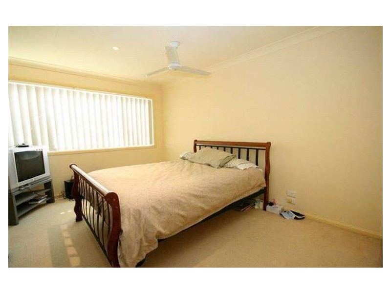 4/117 Eugaree St, Southport QLD 4215