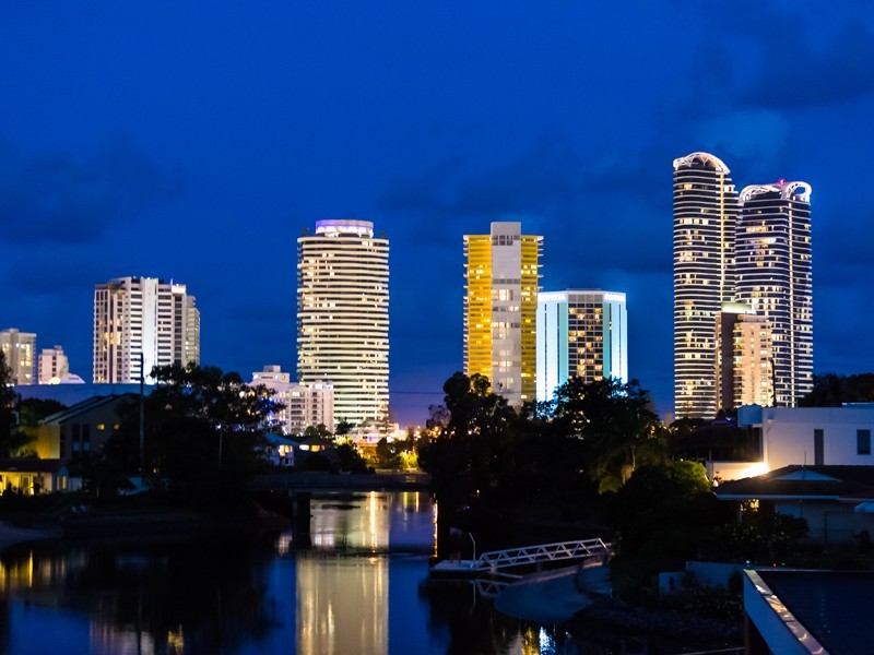 15 Coral Gables Key, Broadbeach Waters QLD 4218