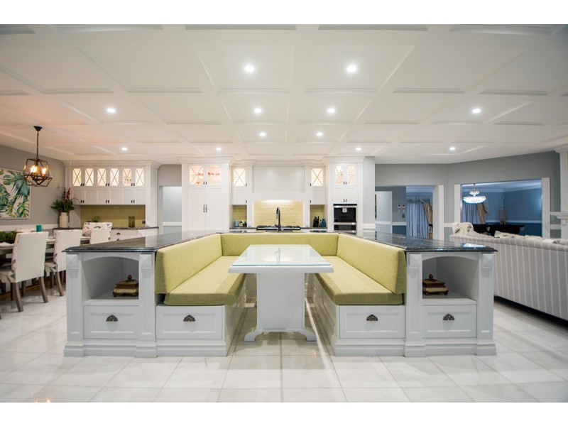 29-31 Cessnock Close, Mermaid Waters QLD 4218