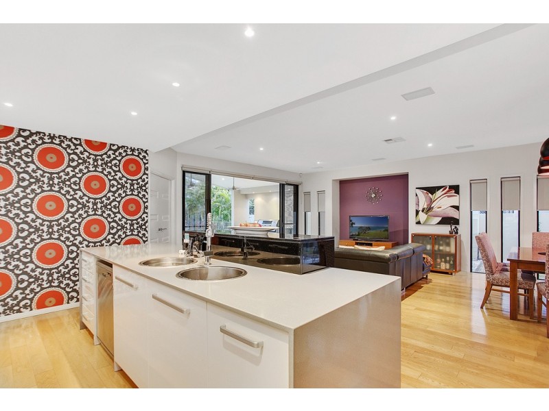39 Lakelands Drive, Merrimac QLD 4226