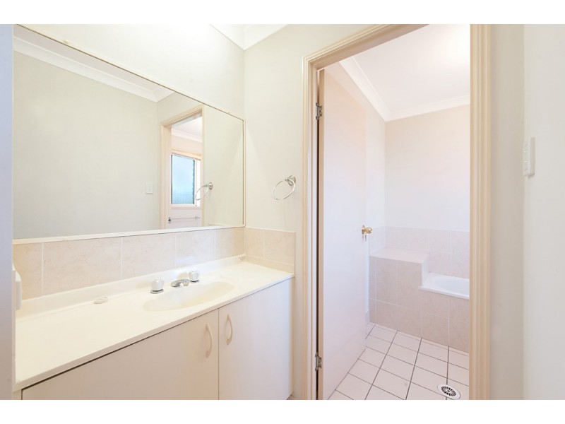 1 Marang Court, Tanah Merah QLD 4128