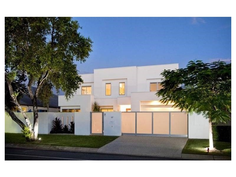 97 Campbell Street, Sorrento QLD 4217