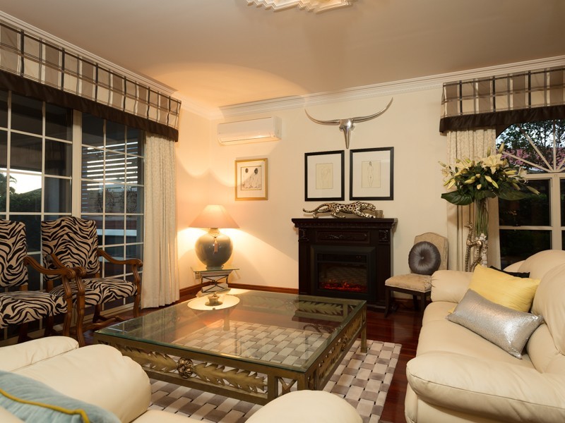 140 Campbell Street, Sorrento QLD 4217