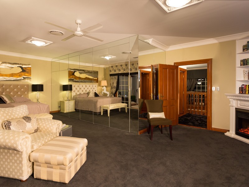 140 Campbell Street, Sorrento QLD 4217