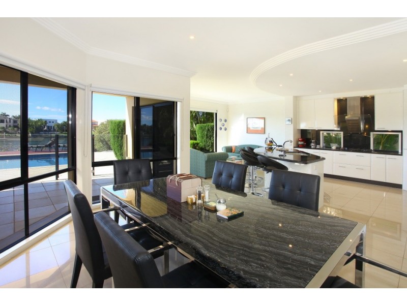 48 Fitzwilliam Street, Carrara QLD 4211