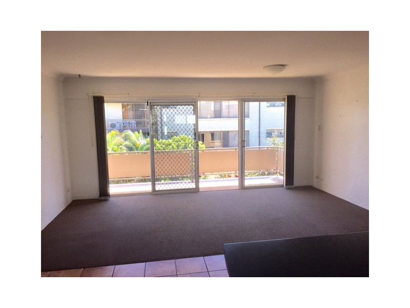 17/29 Old Burleigh Road, Surfers Paradise QLD 4217