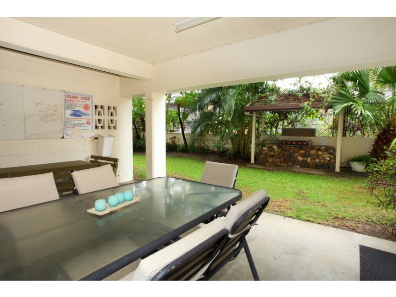 17/29 Old Burleigh Road, Surfers Paradise QLD 4217