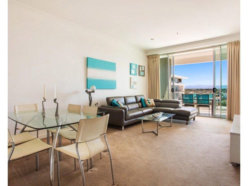 1804/33 T E Peters Drive ‘Freshwater Point’, Broadbeach Waters QLD 4218
