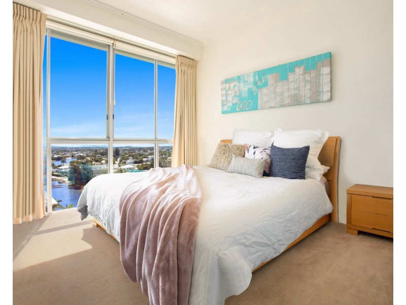 1804/33 T E Peters Drive ‘Freshwater Point’, Broadbeach Waters QLD 4218