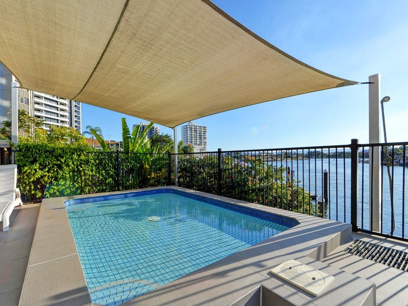 39/63 Cavill Avenue ‘The Moorings’, Surfers Paradise QLD 4217