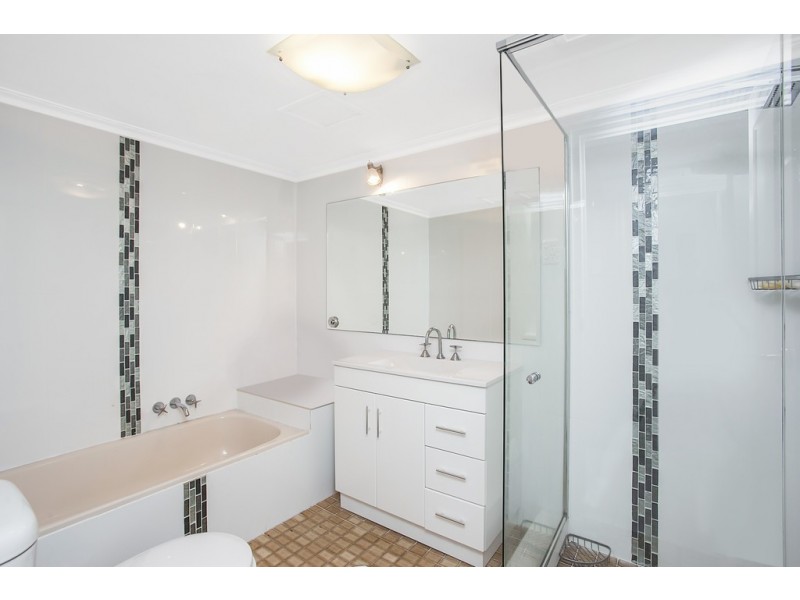 2D ‘Surfers Aquarius’ 4 Old Burleigh Road, Surfers Paradise QLD 4217