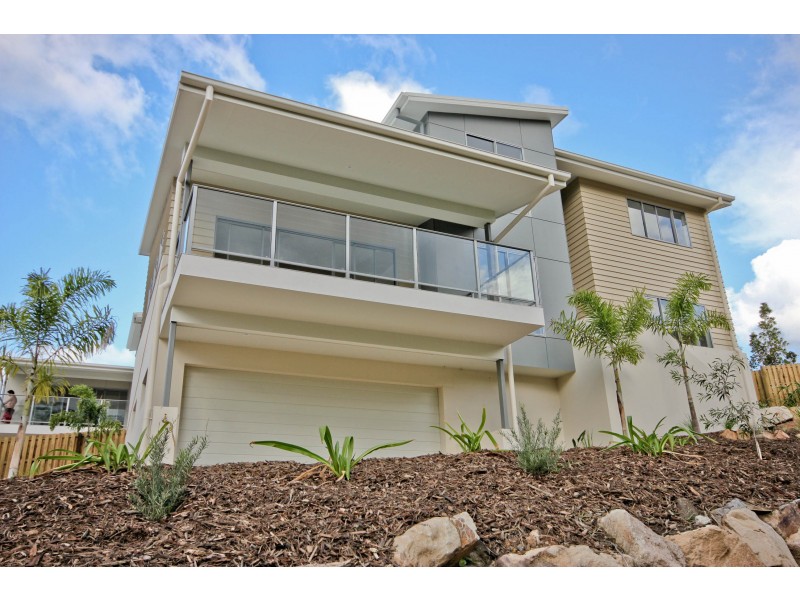 37a Diamantina Circuit, Pacific Pines QLD 4211